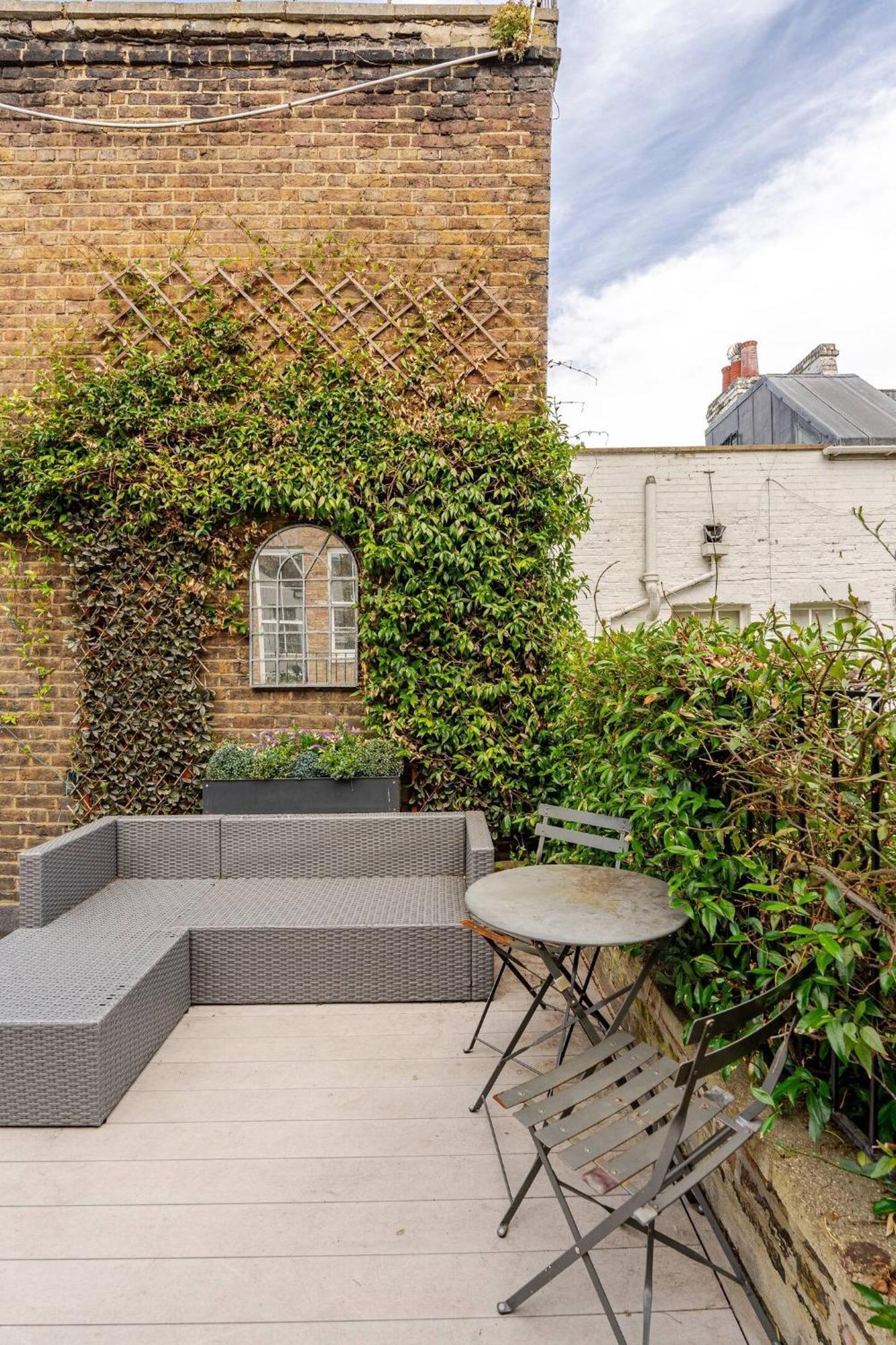 Delightful Notting Hill 2 Bed House With Garden Casa de Férias