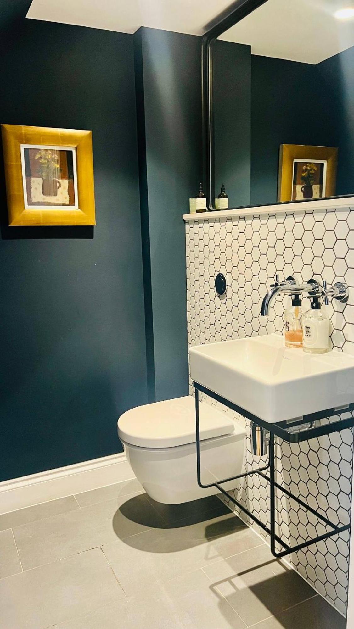 Casa de Férias Delightful Notting Hill 2 Bed House With Garden